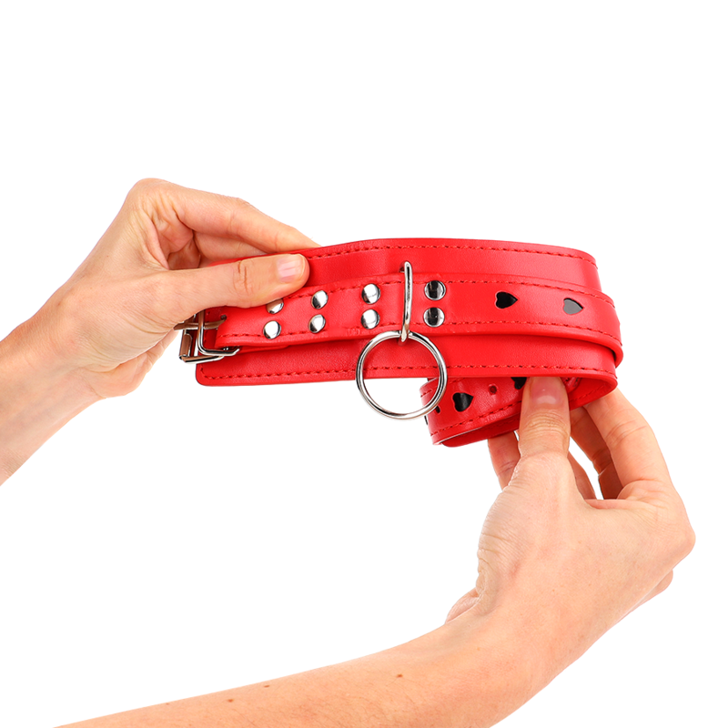 KINK - APPAREILS-POIGNETS ROUGES AVEC INCRUSTATION COEUR NOIR RÉGLABLE 21-28 CM X 5,5 CM - 7eme ciel