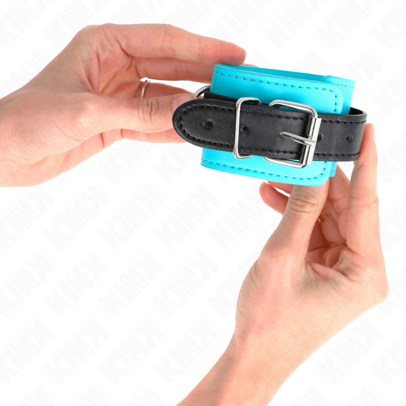 KINK - APPAREILS-POIGNETS À CROCHET DOUBLÉS DE FOURRURE BLEU AJUSTABLES 20-28 CM X 5,5 CM - 7eme ciel