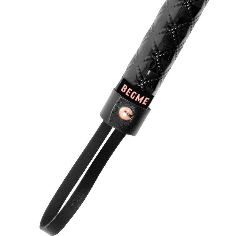 BEGME - BLACK EDITION FLOGGER EN CUIR VEGAN - 7eme ciel