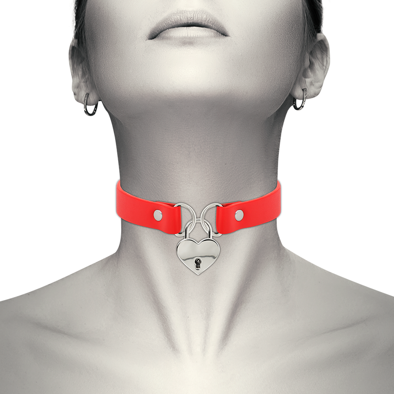 COQUETTE CHIC DESIRE - COLLIER EN CUIR VEGAN ROUGE AVEC ACCESSOIRE COEUR AVEC CL? - 7eme ciel