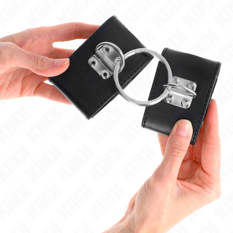 KINK - APPUI-POIGNETS FIXES AVEC ANNEAU ET FERMETURE PAR CADENAS NOIR AJUSTABLE 16-23 CM X 5,5 CM - 7eme ciel
