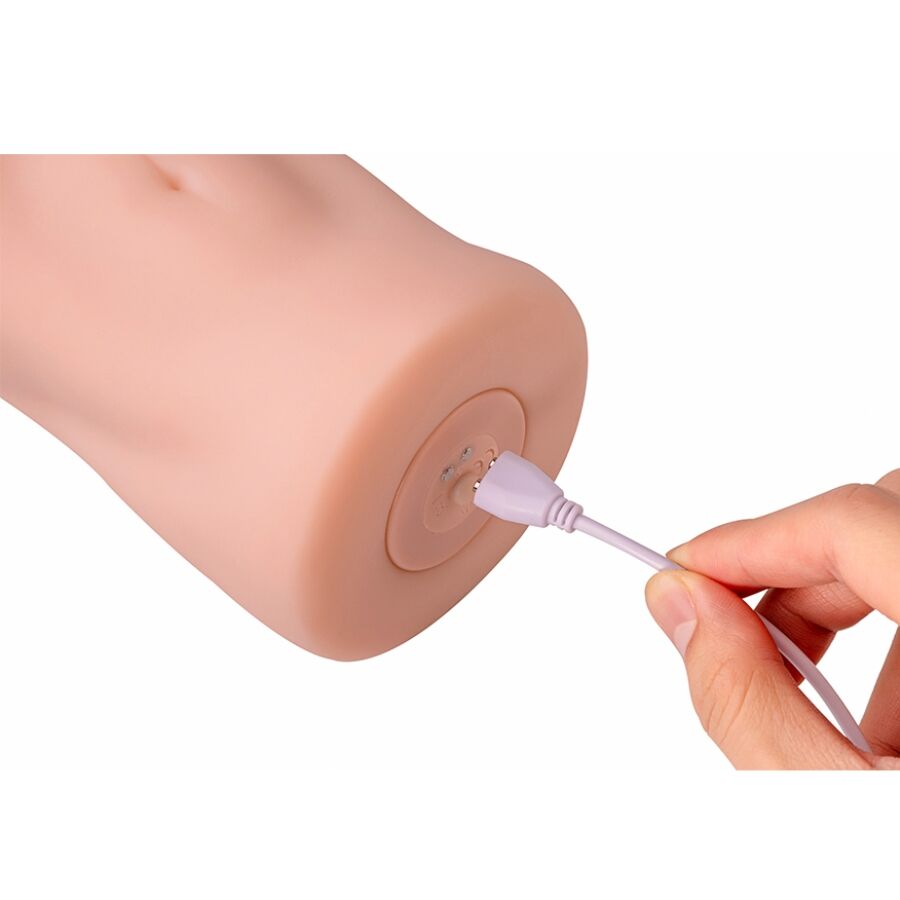 XISE - MASTURBATEUR VAGIN ELAINE AVEC VIBRATION